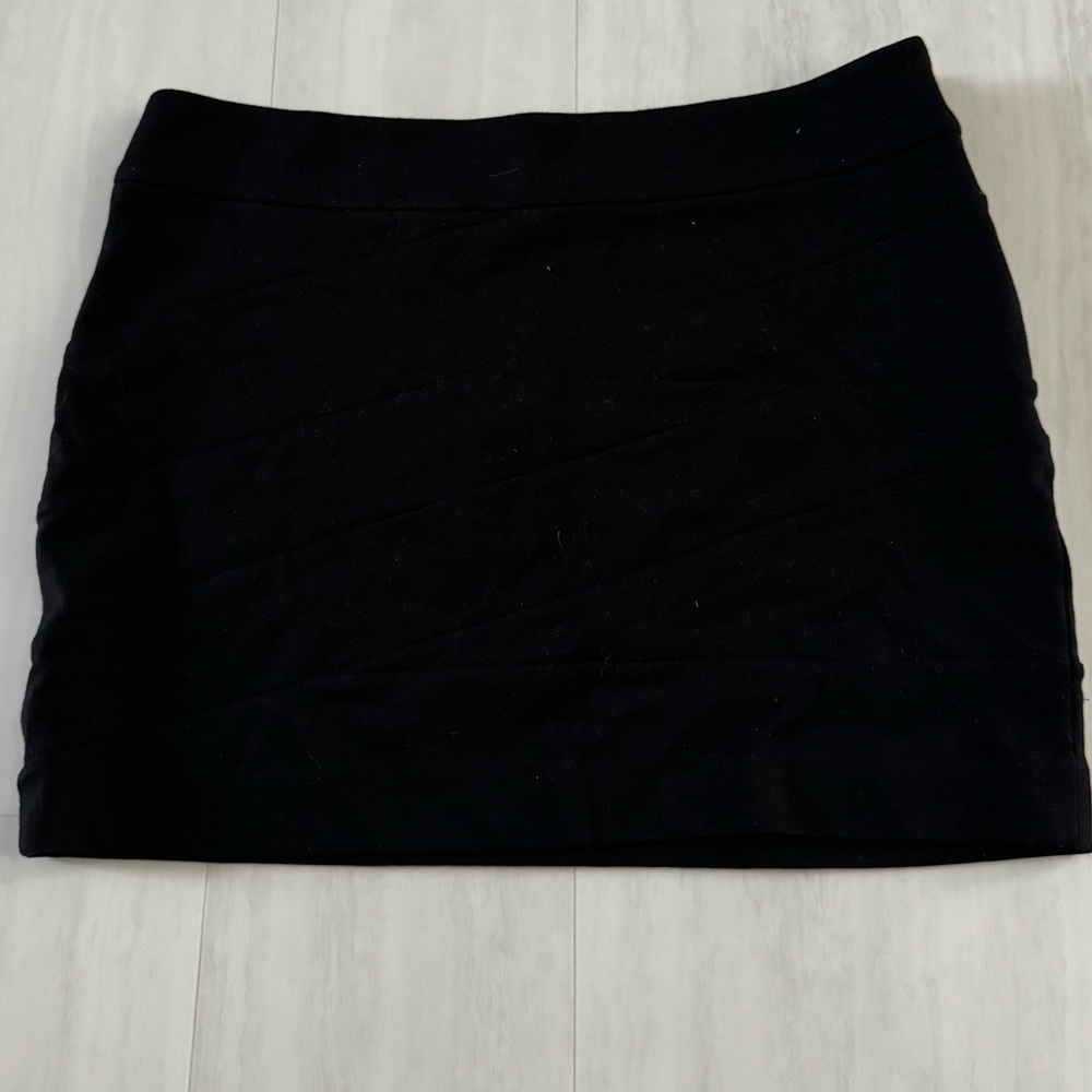 black mini skirt